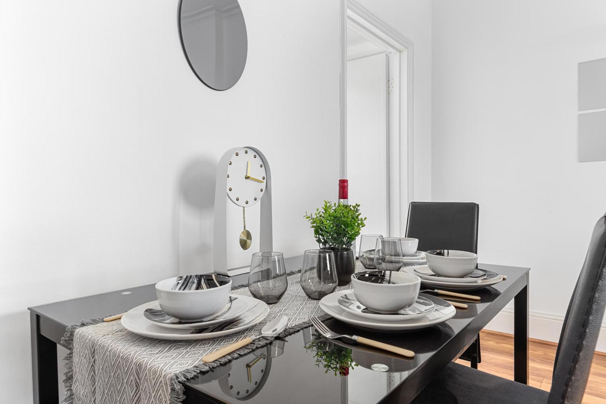 Central London Serviced Apartment - Paddington Luxury Stay - Hyde Park & Westminster Екстериор снимка